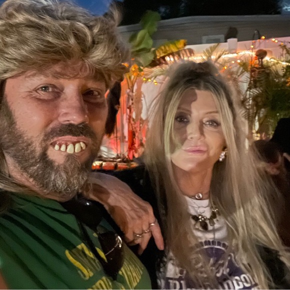 Meet your Posher, Beth - Picture 5 of 9